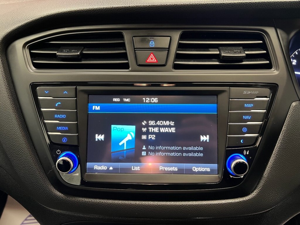 Used Hyundai i20 2016 for sale - 76546808: Photo 24