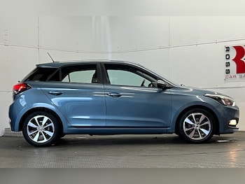 Used Hyundai i20 2016 for sale - 76546808: Photo