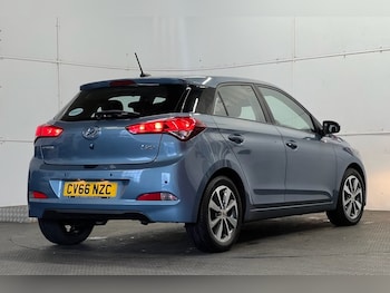 Used Hyundai i20 2016 for sale - 76546808: Photo