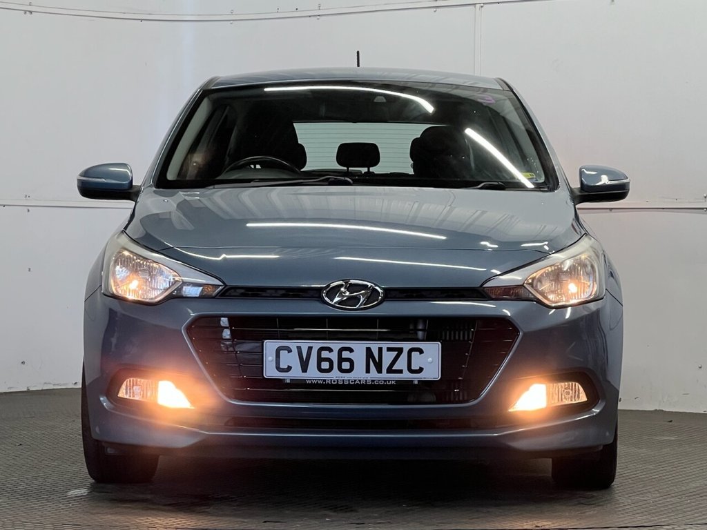 Used Hyundai i20 2016 for sale - 76546808: Photo 8