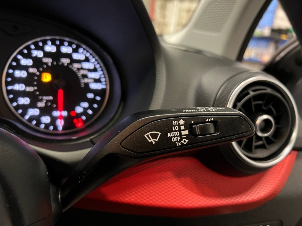 Used Audi Q2 2018 for sale - 77680760: Photo 32