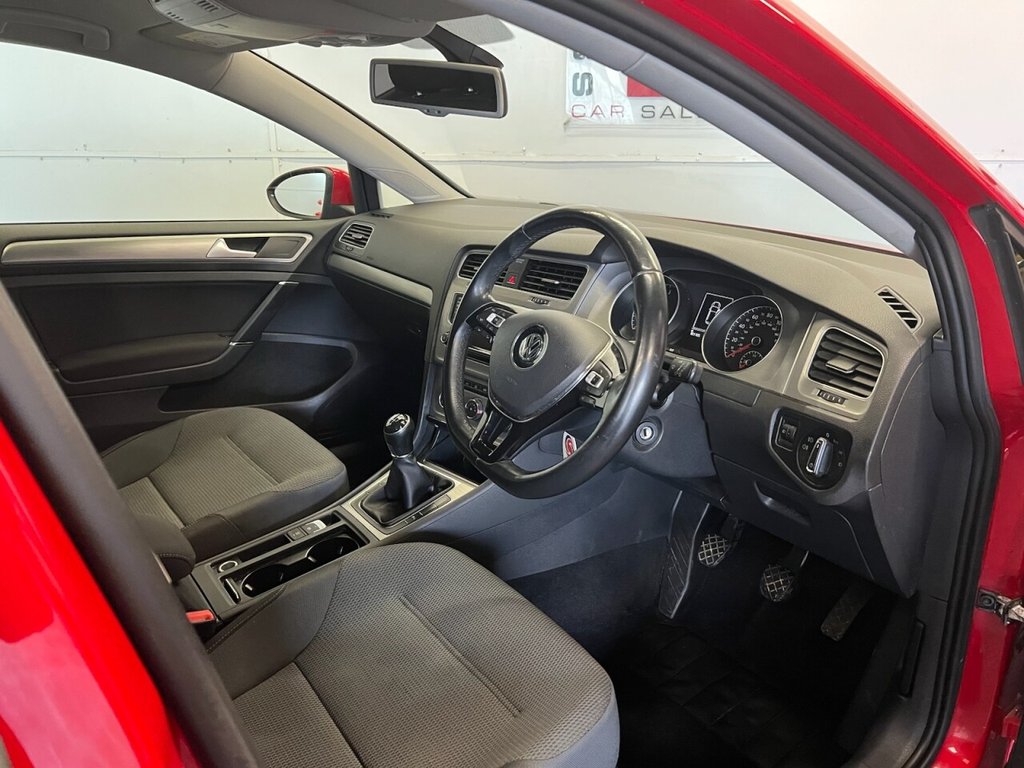 Used Volkswagen Golf 2014 for sale - 77383720: Photo 17