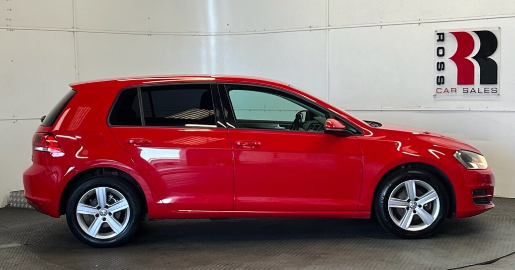 Used Volkswagen Golf 2014 for sale - 77383720: Photo 2