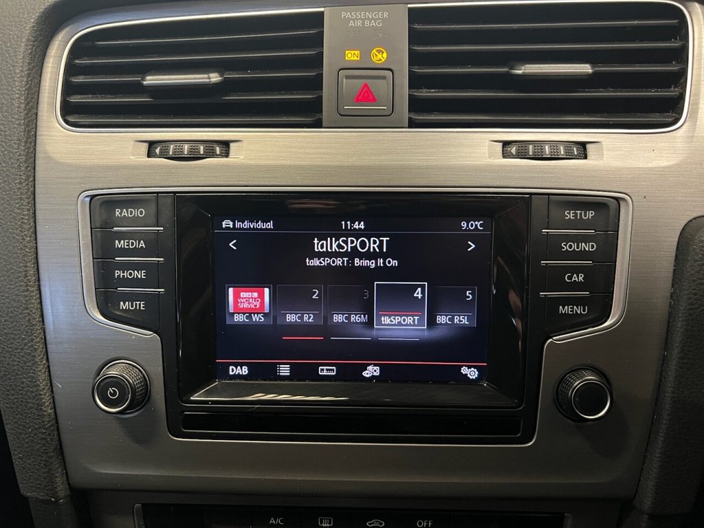 Used Volkswagen Golf 2014 for sale - 77383720: Photo 21