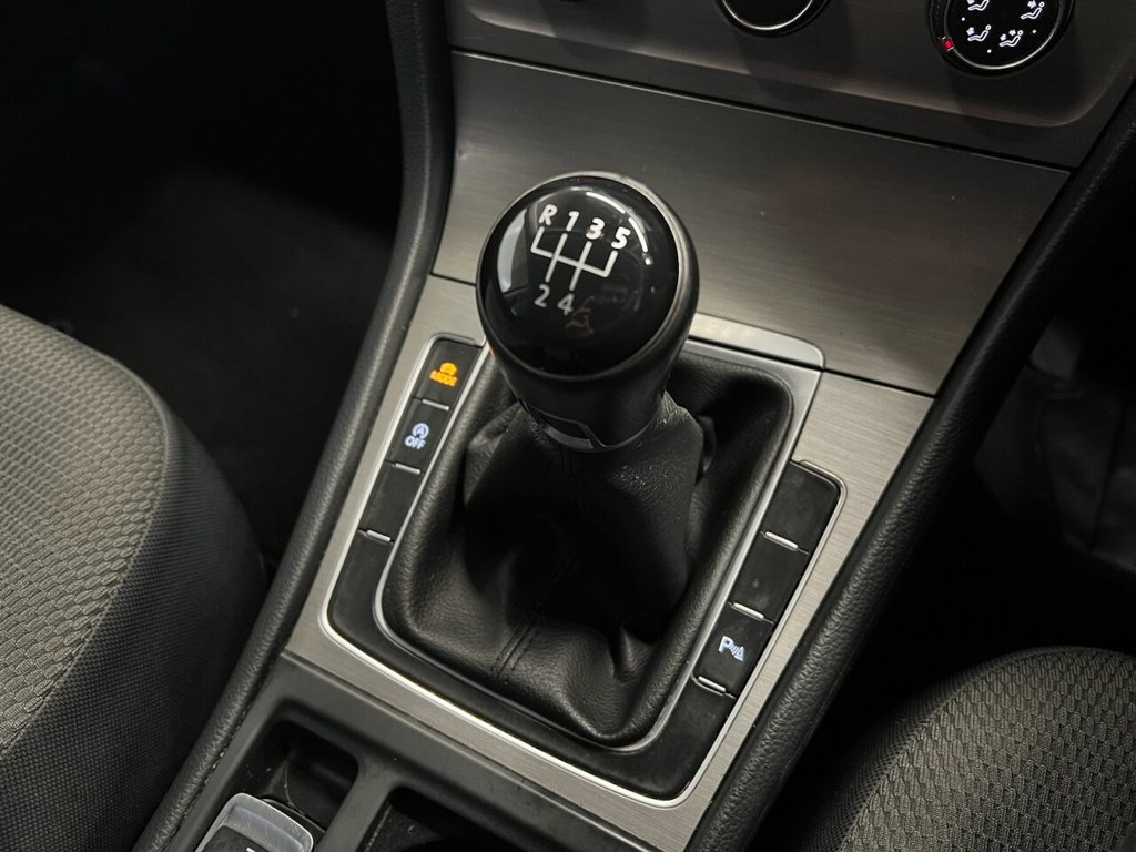 Used Volkswagen Golf 2014 for sale - 77383720: Photo 24