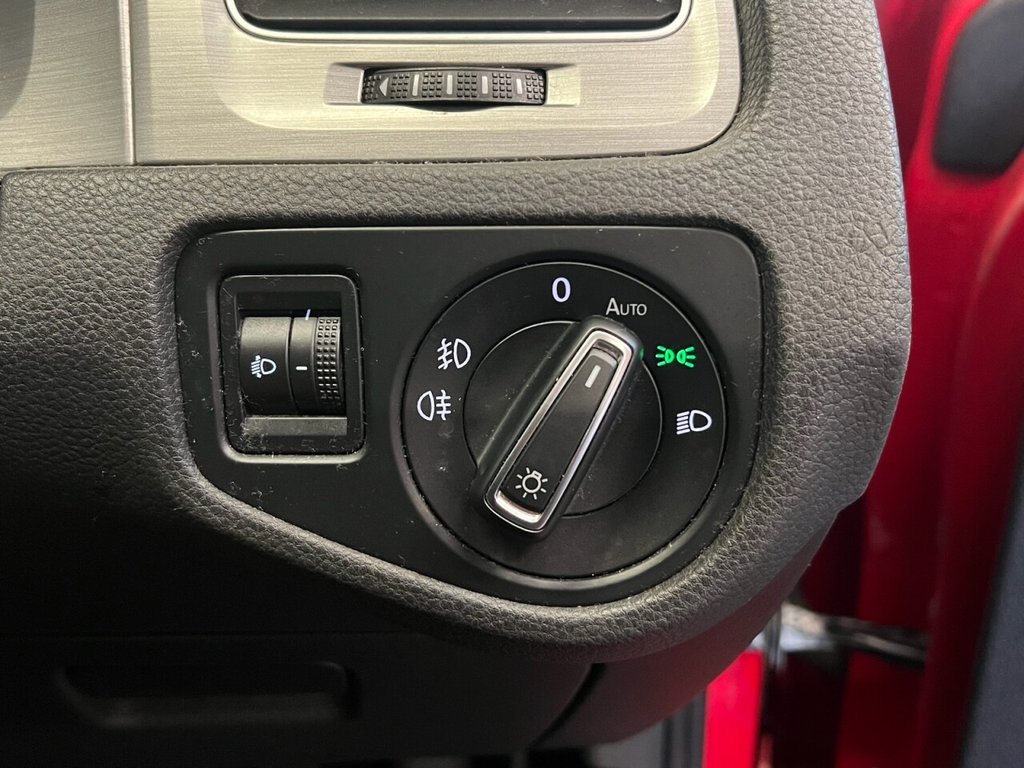 Used Volkswagen Golf 2014 for sale - 77383720: Photo 31