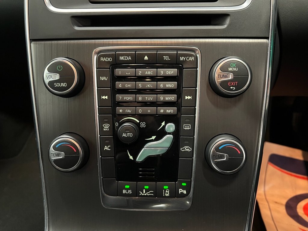 Used Volvo S60 2011 for sale - 77263097: Photo 26