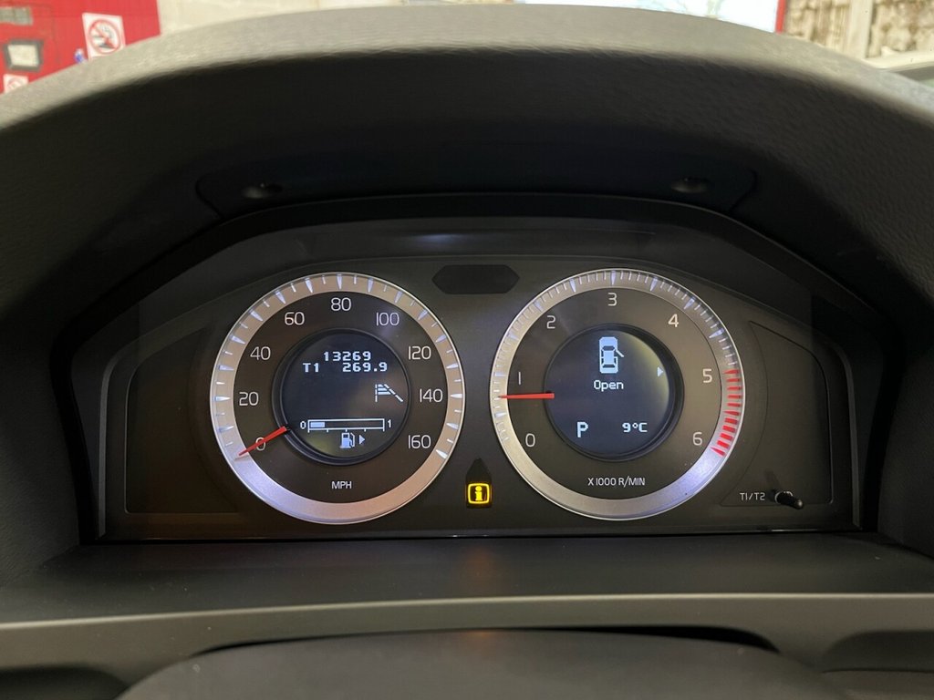 Used Volvo S60 2011 for sale - 77263097: Photo 28