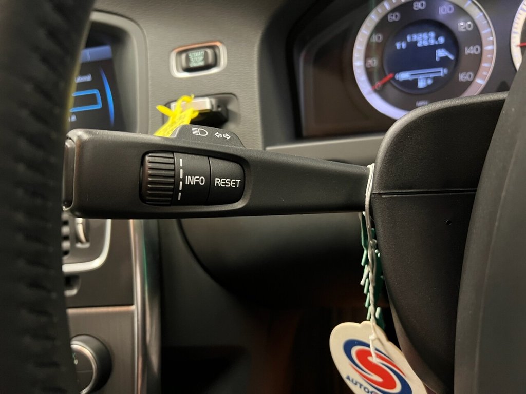 Used Volvo S60 2011 for sale - 77263097: Photo 29