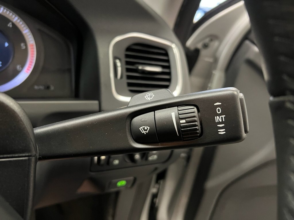 Used Volvo S60 2011 for sale - 77263097: Photo 30