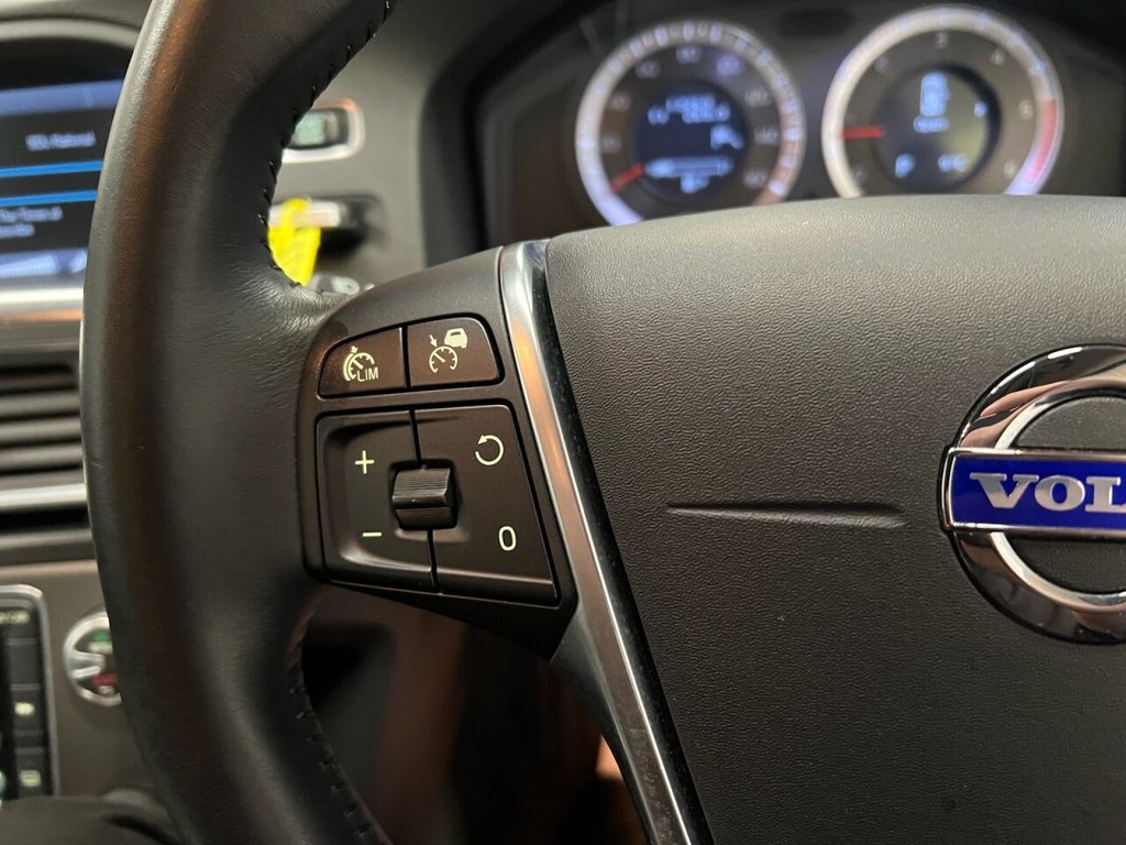 Used Volvo S60 2011 for sale - 77263097: Photo 31