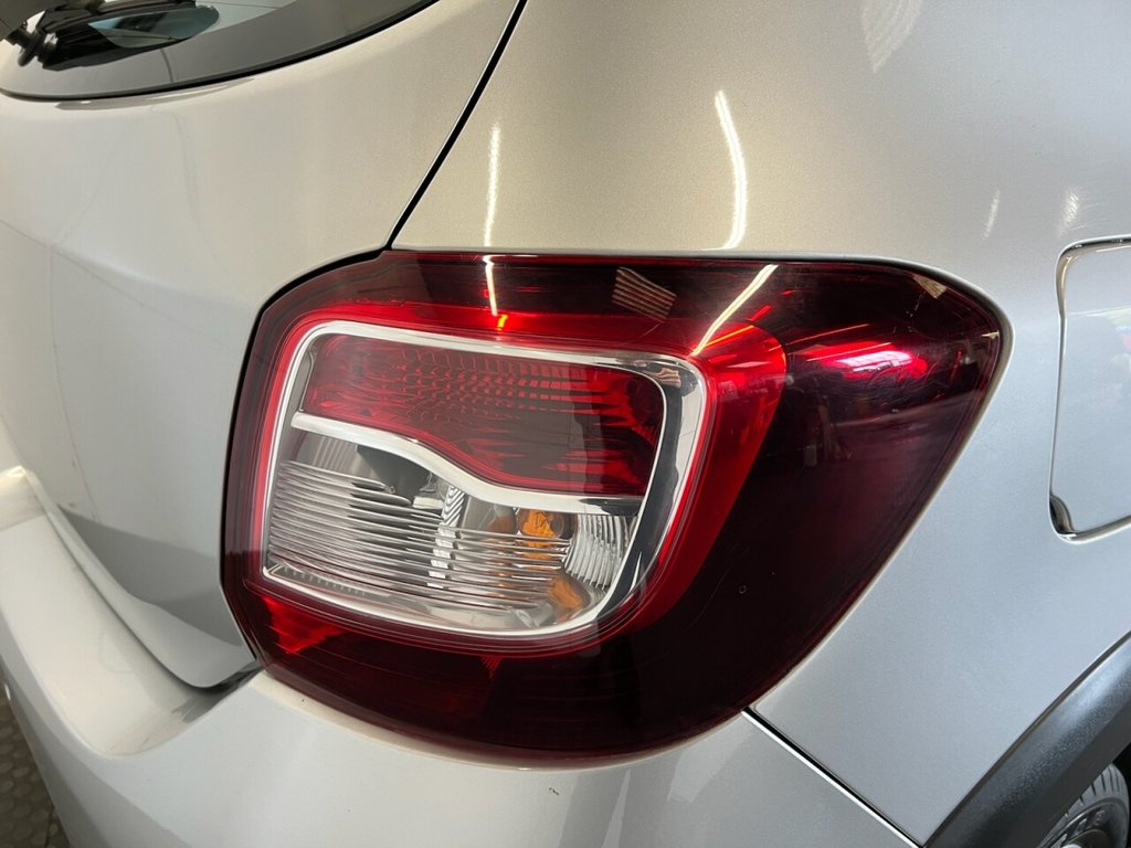 Used Dacia Sandero Stepway 2016 for sale - 76385880: Photo 12