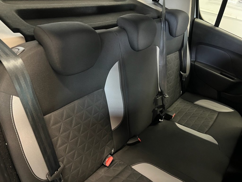 Used Dacia Sandero Stepway 2016 for sale - 76385880: Photo 17