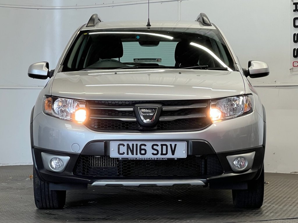 Used Dacia Sandero Stepway 2016 for sale - 76385880: Photo 8