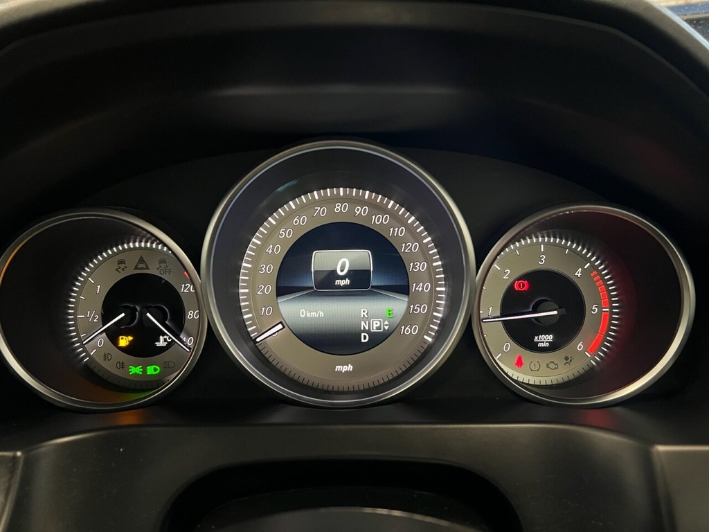 Used Mercedes-Benz E Class 2014 for sale - 77161901: Photo 38