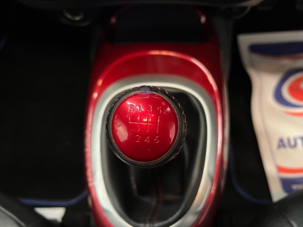 Used Nissan Juke 2015 for sale - 76582245: Photo 26