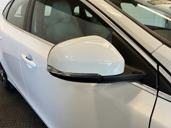 Used Volvo V40 2018 for sale - 74733981: Photo 10