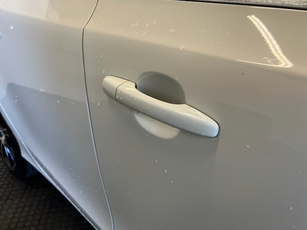 Used Volvo V40 2018 for sale - 74733981: Photo 11