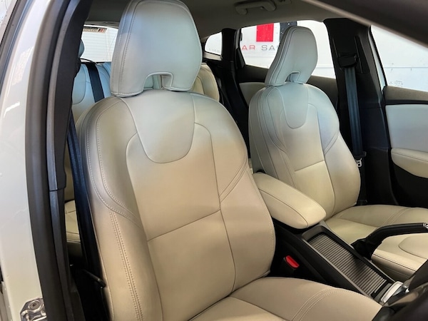 Used Volvo V40 2018 for sale - 74733981: Photo 22