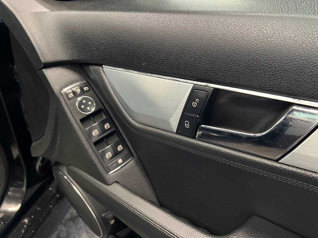 Used Mercedes-Benz C Class 2009 for sale - 77133012: Photo 21