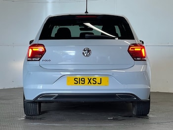 Used Volkswagen Polo 2019 for sale - 76962327: Photo