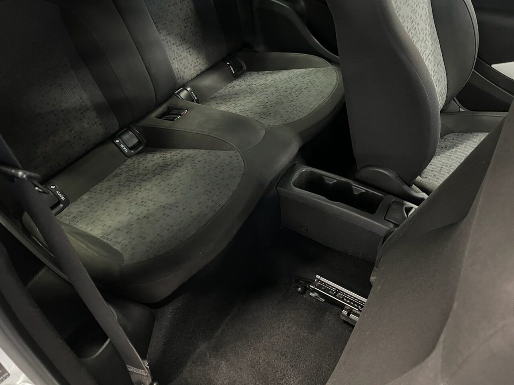 Used Vauxhall ADAM 2015 for sale - 77594709: Photo 15