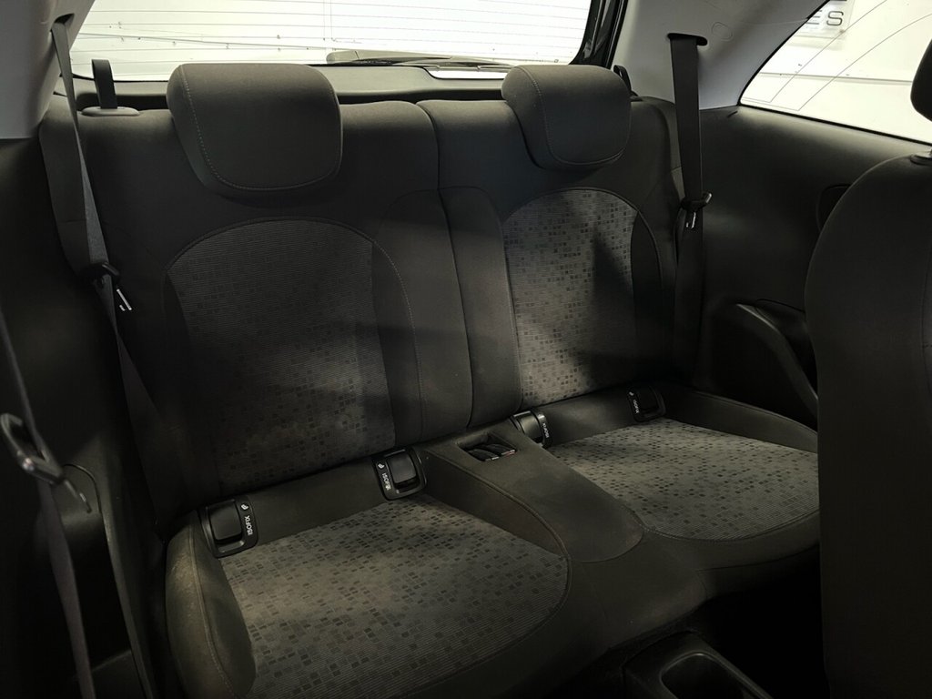 Used Vauxhall ADAM 2015 for sale - 77594709: Photo 16