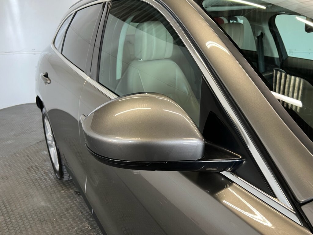 Used Jaguar F-Pace 2018 for sale - 77835597: Photo 10