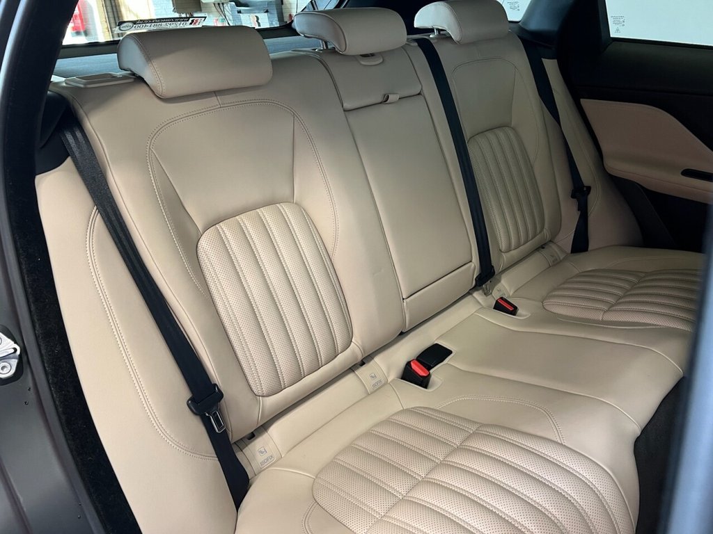 Used Jaguar F-Pace 2018 for sale - 77835597: Photo 18