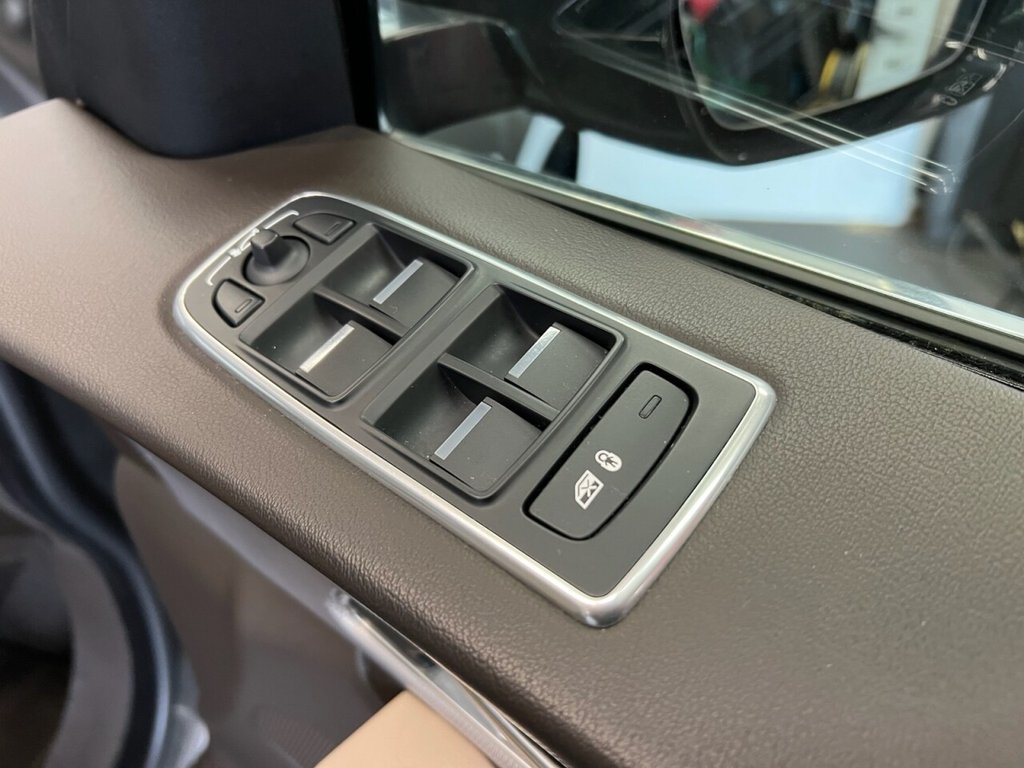 Used Jaguar F-Pace 2018 for sale - 77835597: Photo 21