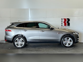 Used Jaguar F-Pace 2018 for sale - 77835597: Photo