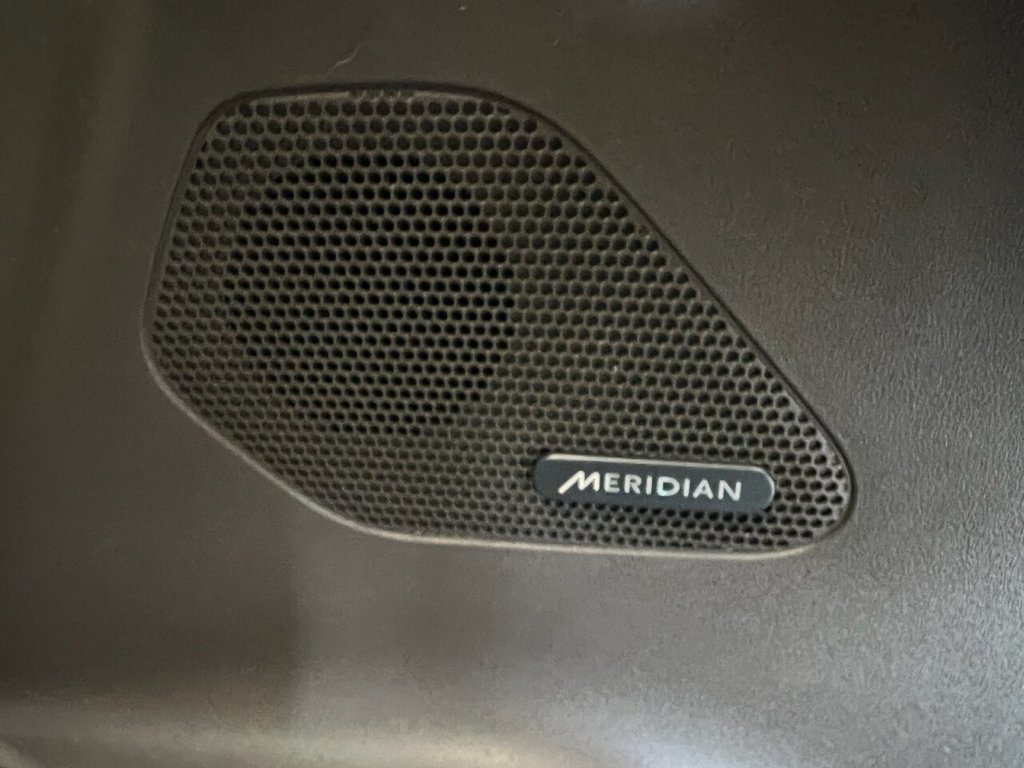 Used Jaguar F-Pace 2018 for sale - 77835597: Photo 37