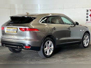 Used Jaguar F-Pace 2018 for sale - 77835597: Photo