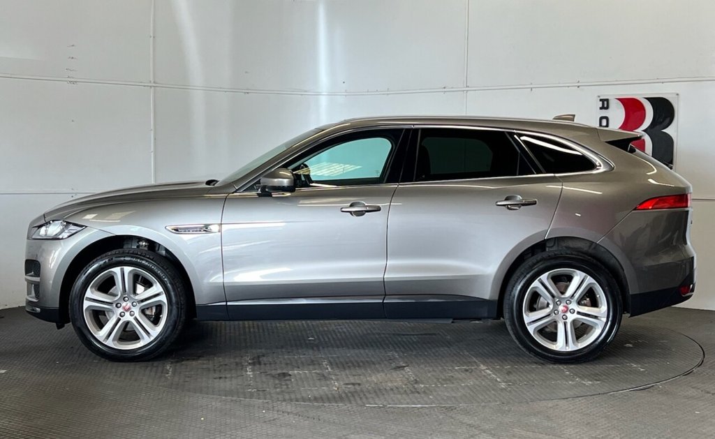 Used Jaguar F-Pace 2018 for sale - 77835597: Photo 6