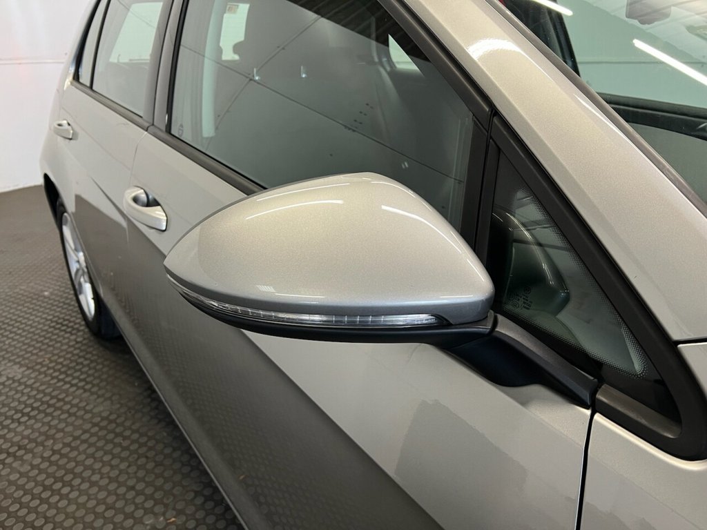 Used Volkswagen Golf 2015 for sale - 76345240: Photo 10