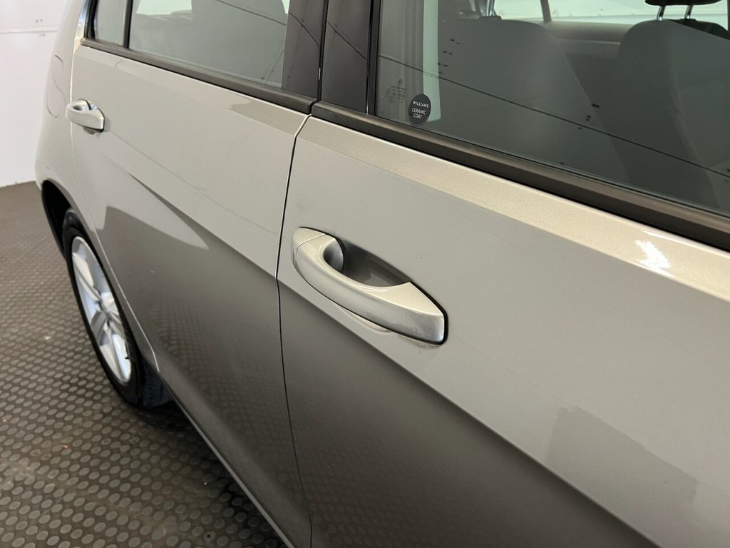 Used Volkswagen Golf 2015 for sale - 76345240: Photo 11