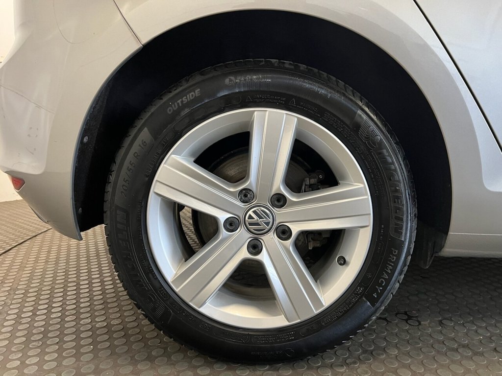 Used Volkswagen Golf 2015 for sale - 76345240: Photo 13