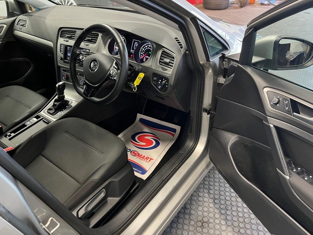 Used Volkswagen Golf 2015 for sale - 76345240: Photo 19