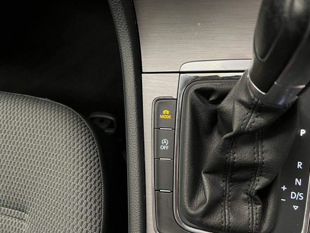 Used Volkswagen Golf 2015 for sale - 76345240: Photo 27