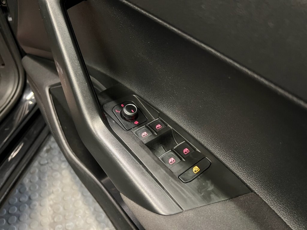 Used Volkswagen Polo 2018 for sale - 77546704: Photo 24