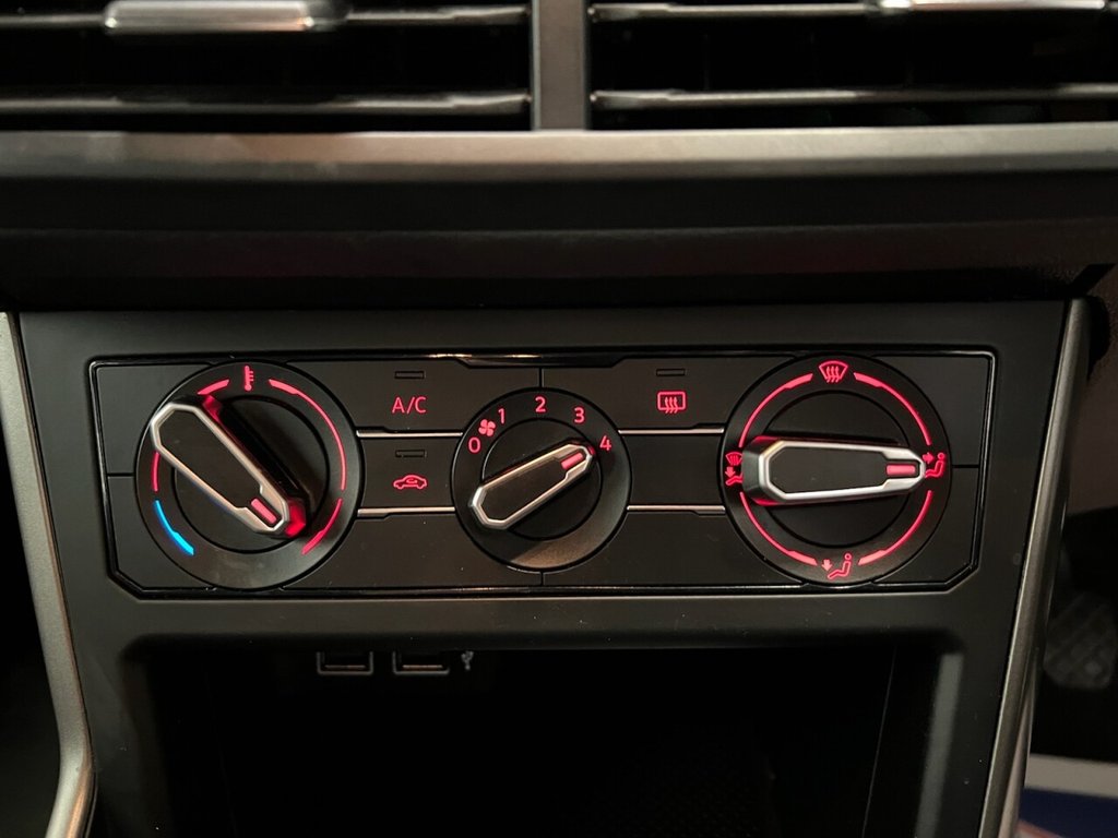 Used Volkswagen Polo 2018 for sale - 77546704: Photo 26