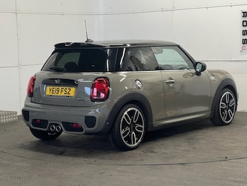 Used MINI Hatch 2019 for sale - 77313474: Photo