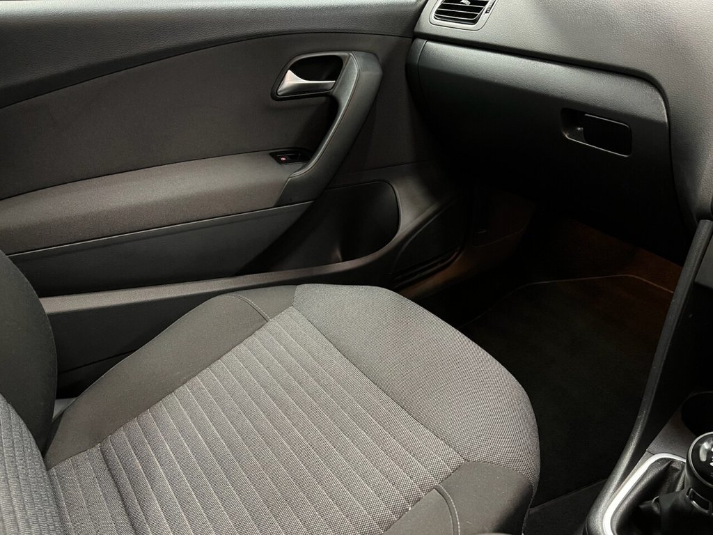 Used Volkswagen Polo 2013 for sale - 77153288: Photo 30