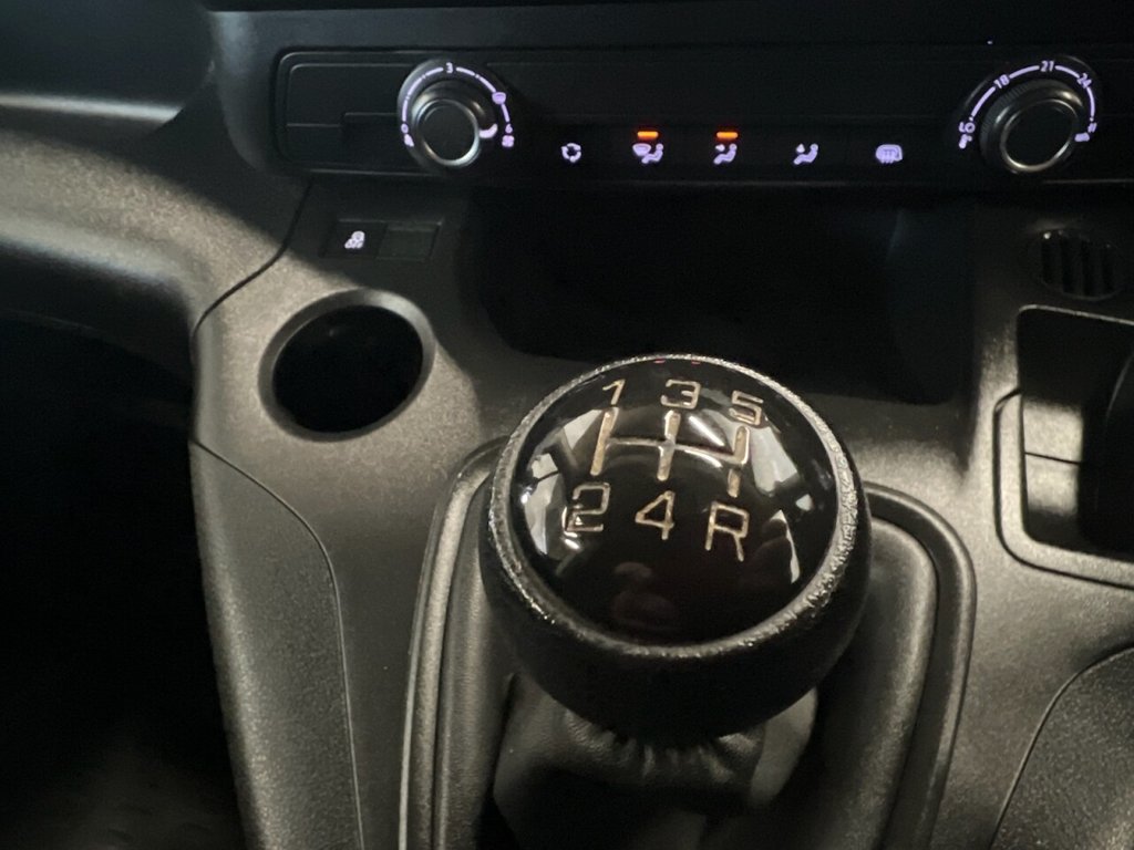 Vehicle 33