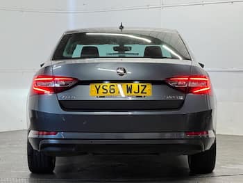 Used Skoda Superb 2017 for sale - 79828970: Photo