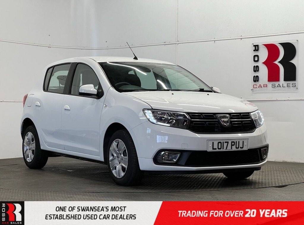 Used Dacia Sandero 2017 for sale - 76941606: Photo 1
