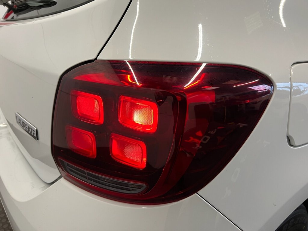 Used Dacia Sandero 2017 for sale - 76941606: Photo 12