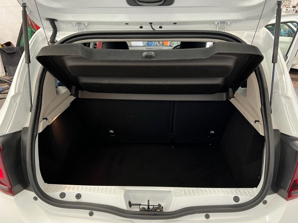 Used Dacia Sandero 2017 for sale - 76941606: Photo 14