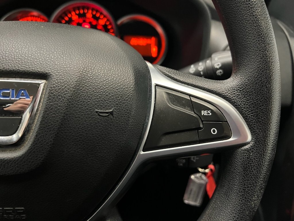 Used Dacia Sandero 2017 for sale - 76941606: Photo 31