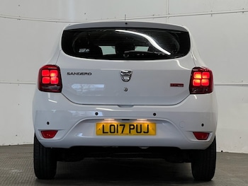 Used Dacia Sandero 2017 for sale - 76941606: Photo